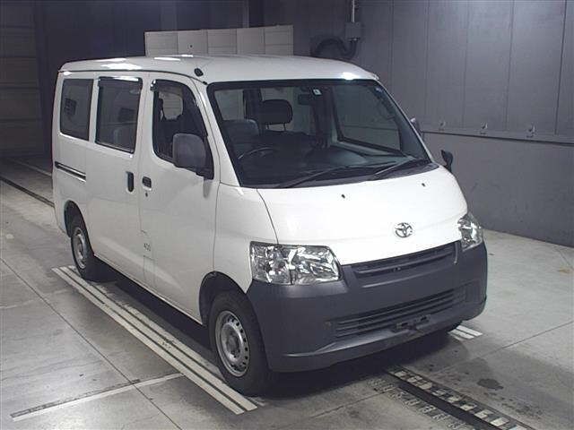 2418 Toyota Lite ace van S412M 2018 г. (JU Gifu)